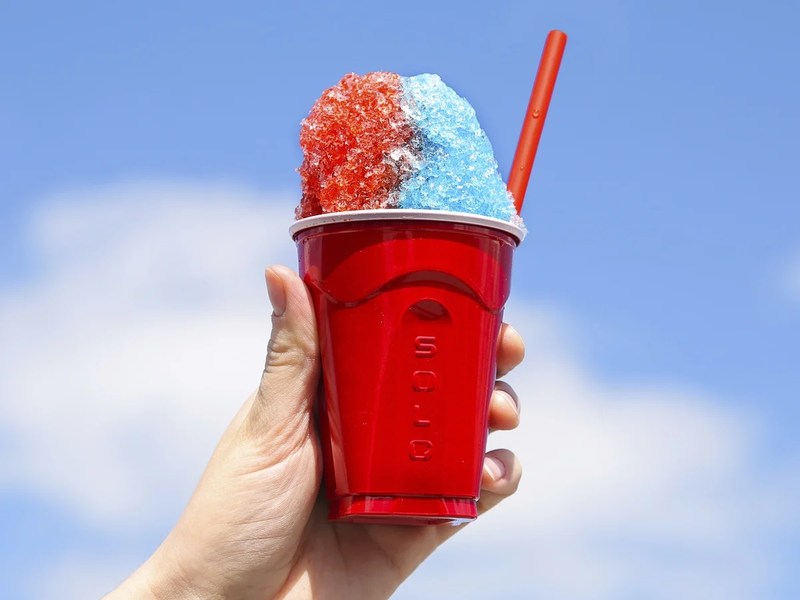 Sno cone with red and blue flavours