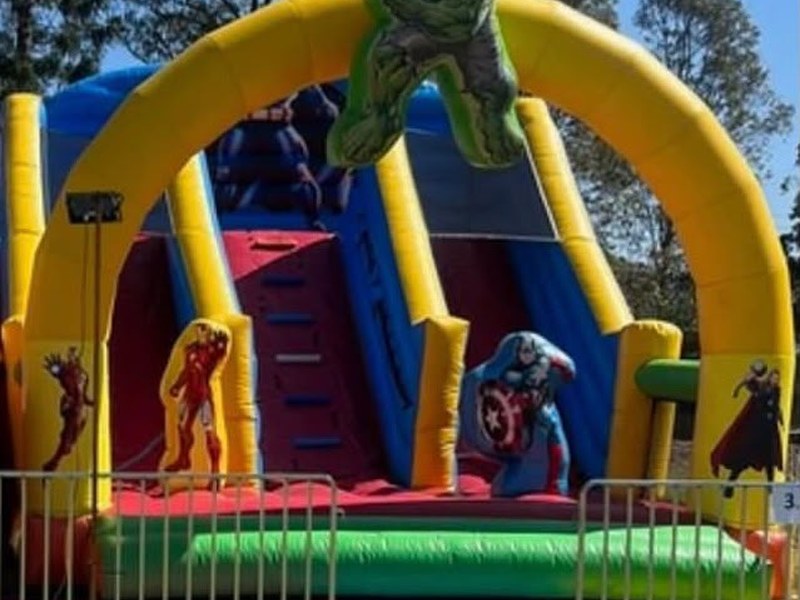 Avengers jumping castle inflatable