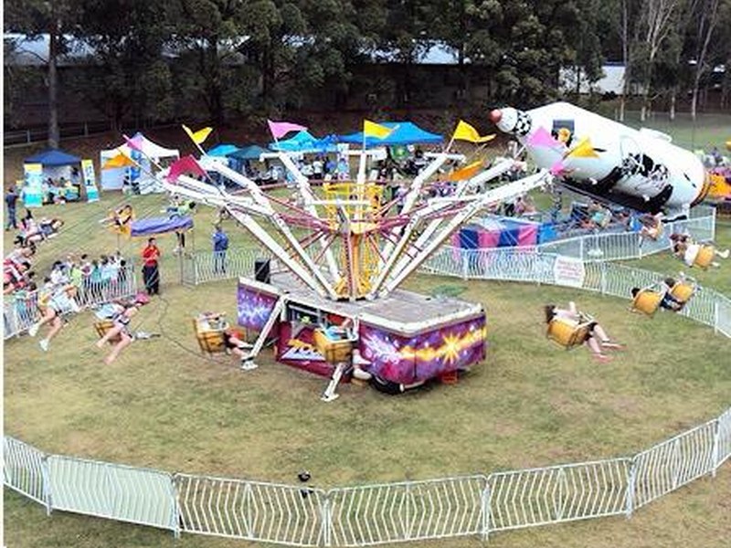 The Zoomer swing ride